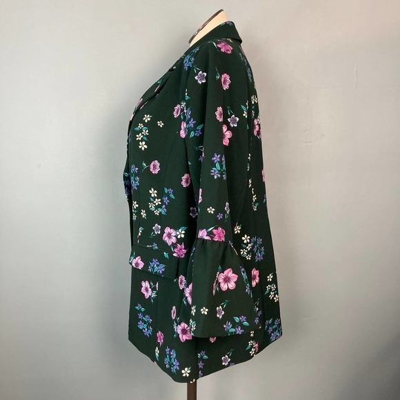 LANE Bryant The Bryant Blazer Green Floral 3/4 Flare Bell Sleeve Size 20 Jacket - Picture 7 of 15